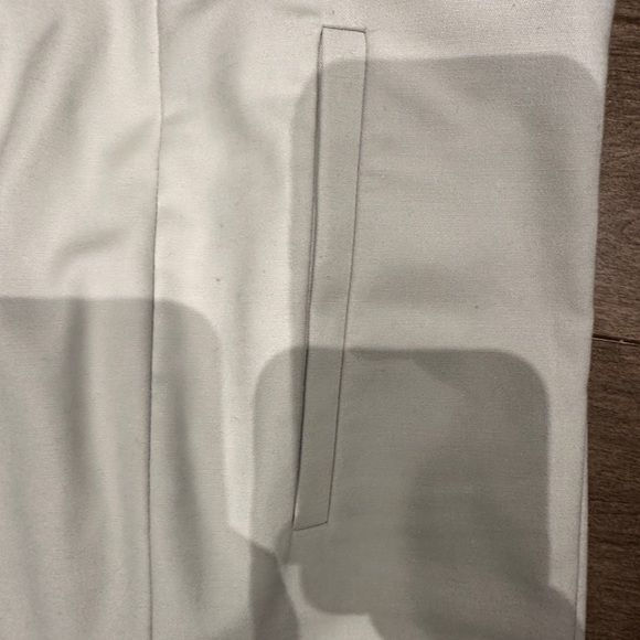 💃🏿LIKE AND GET 30% OFF💃🏿 BANANA REPUBLIC • Women’s pants - Picture 3 of 10